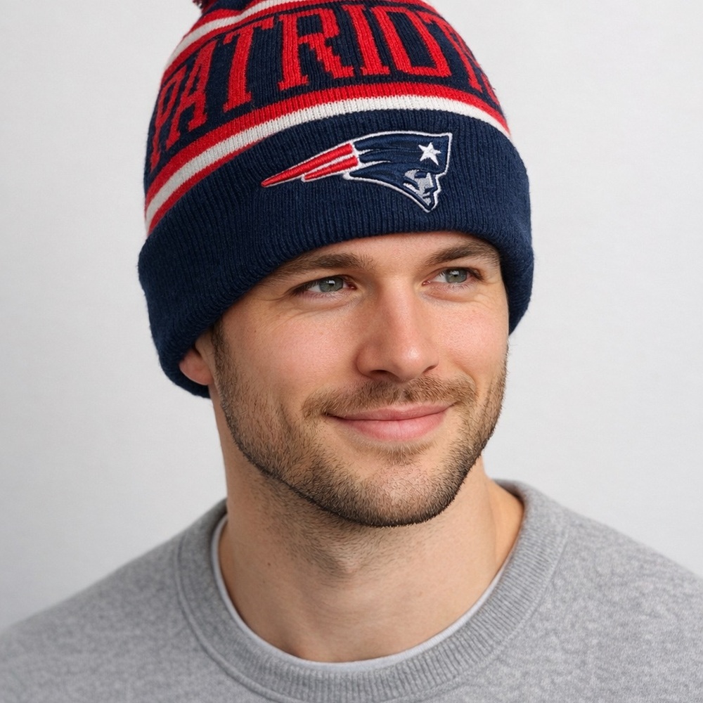 New Era New England Patriots Pom Beanie - Navy, Red, White C4